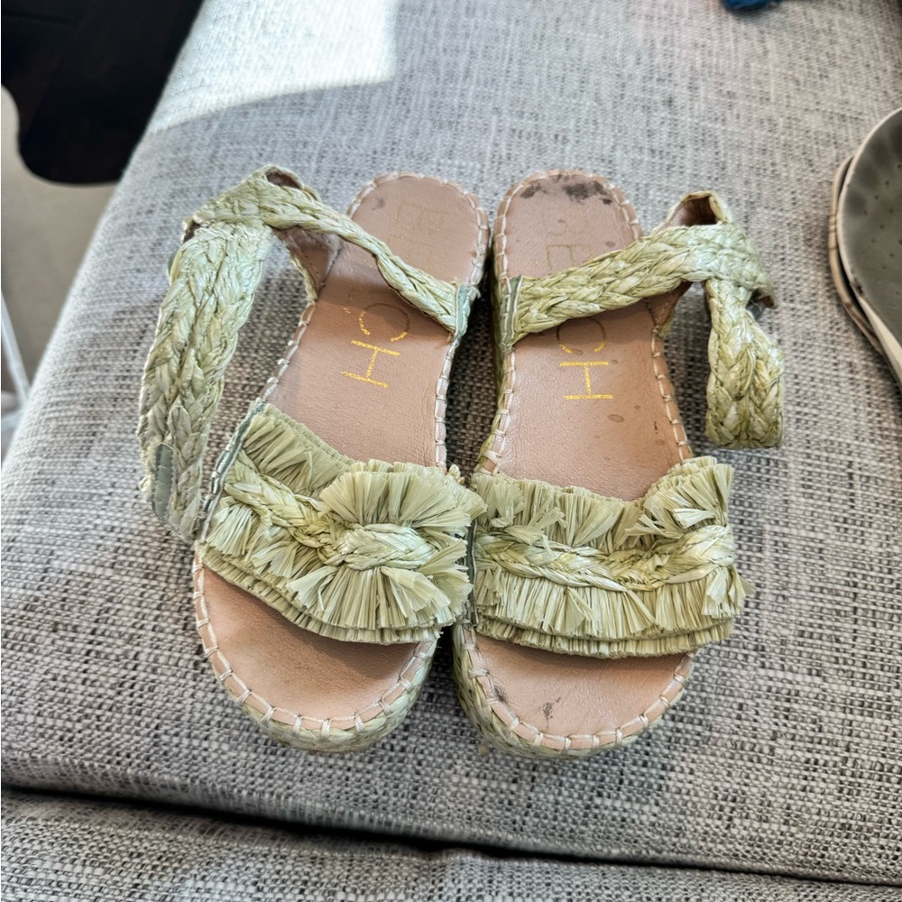 Beach by Matisse Sage Green Raffia Sandals